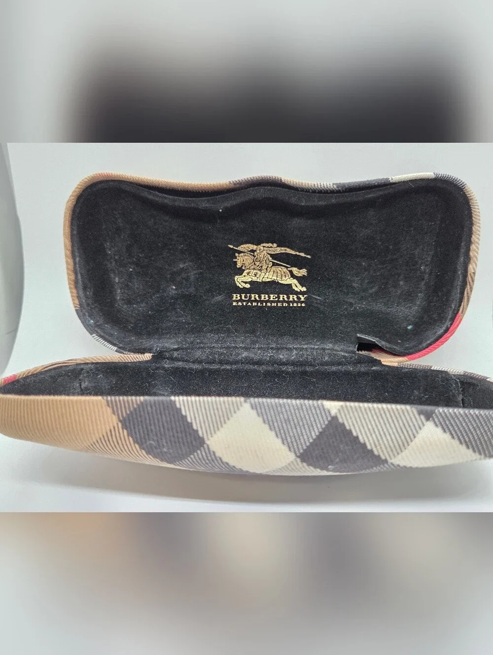 Burberry B4121-Q Leather Whipstitch Sunglasses Brown Tortoise Shell W/ Snapcase